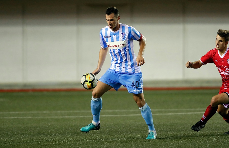 POTVRĐENO PISANJE MAXBET SPORTA Iskusni štoper napustio Čukarički posle samo tri meseca i zadužio opremu Spartaka (FOTO)