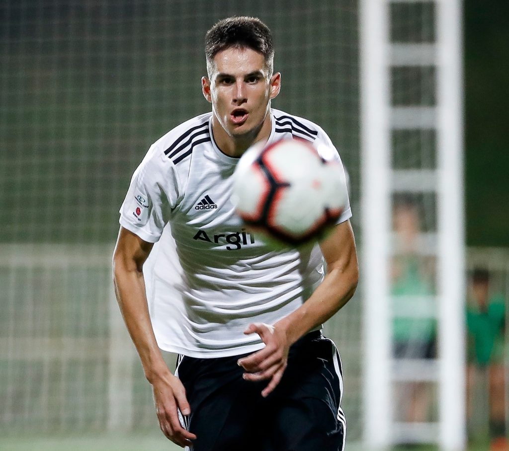 DOKTOR ČUKARIČKOG: Tedić uspešno operisan, tek za dve nedelje može da putuje avionom