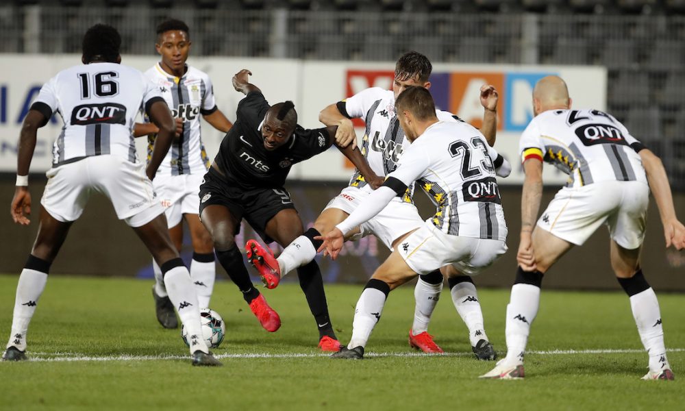 Navijači Šarloa bacali mrtve pacove ka protivničkim pristalicama