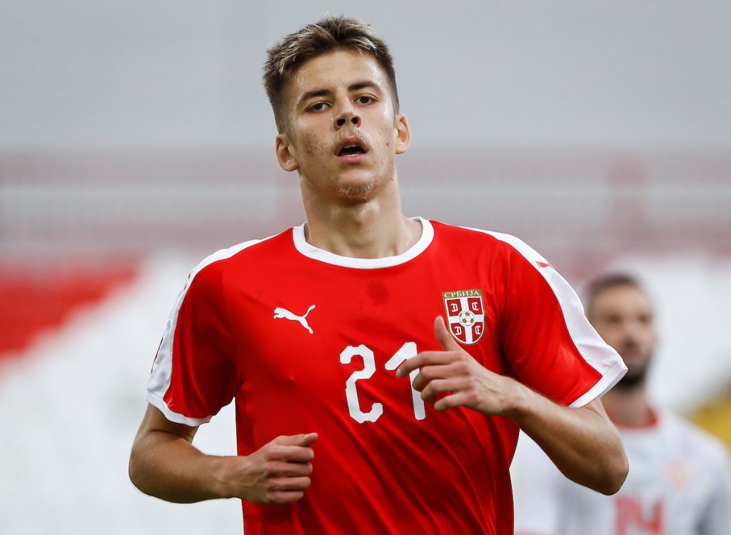 Nekadašnji fudbaler Zvezde i Mančester sitija se preselio u Francusku, klub mu poslao poruku na srpskom (VIDEO)