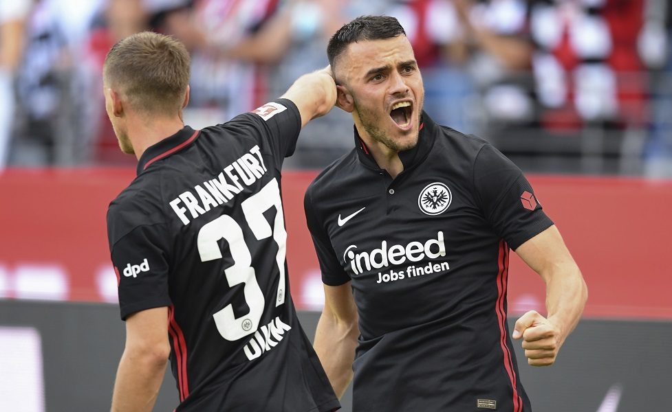 OTKRIVAMO Kostić se seli u „grad mode“, evo detalja ugovora