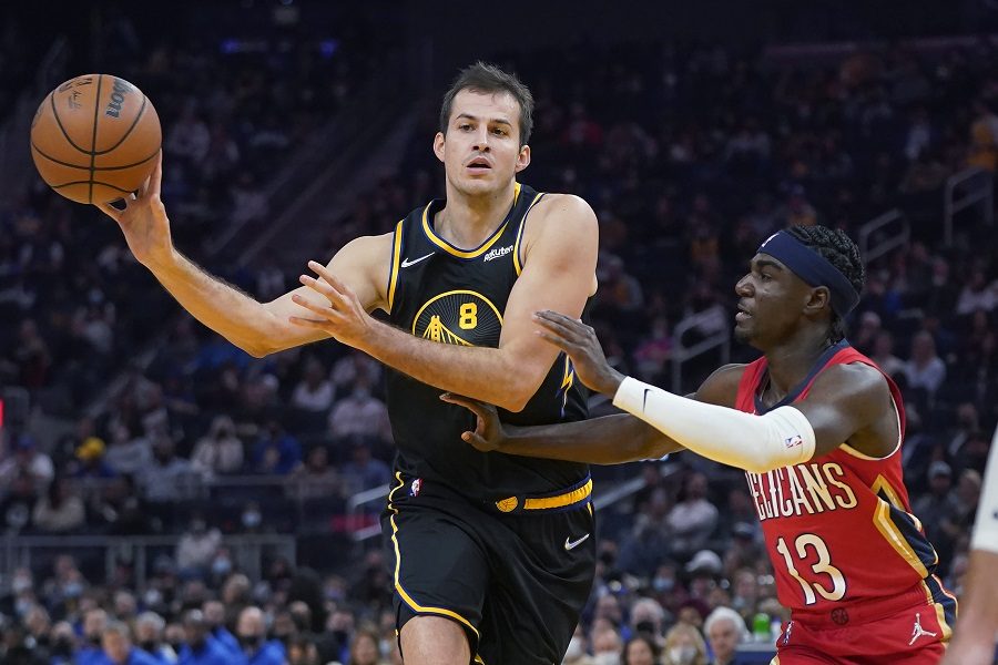 NEMOĆNI BEZ KARIJA I GRINA Voriorsi izgubili od Nju Orleansa, devet poena Bjelice (VIDEO)