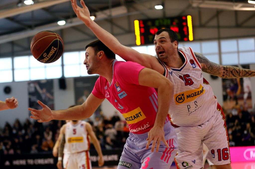 Borac iznenadio Megu! Đoković presudio trojkama