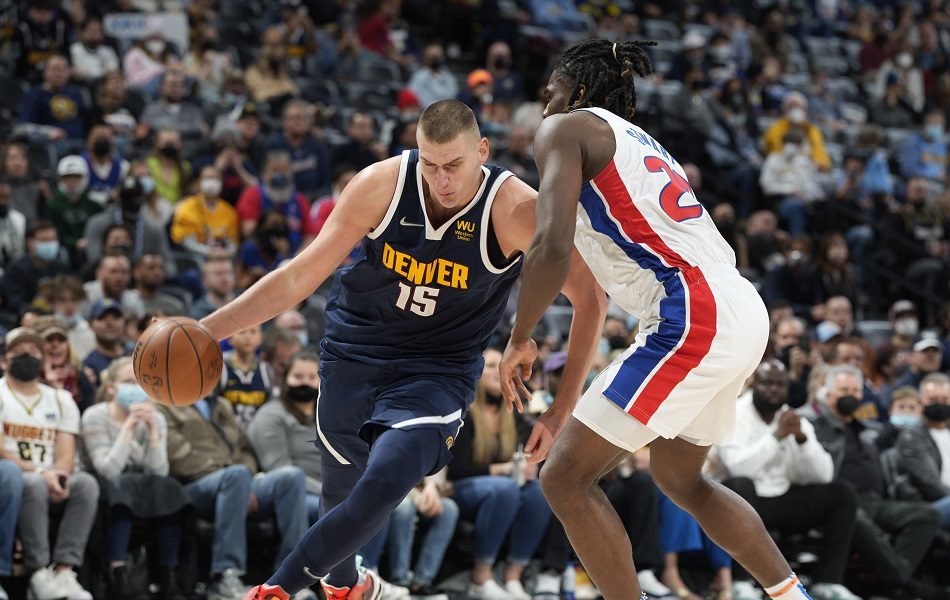 ON SE IGRA KOŠARKE Jokić ponovo nezaustavljiv! Postao prvi čovek u istoriji NBA koji je…