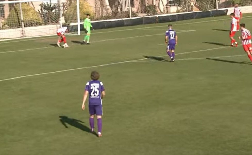 ŠTA URADI, ČOVEČE? Srpski tim nikada lakše nije zaradio penal (VIDEO)