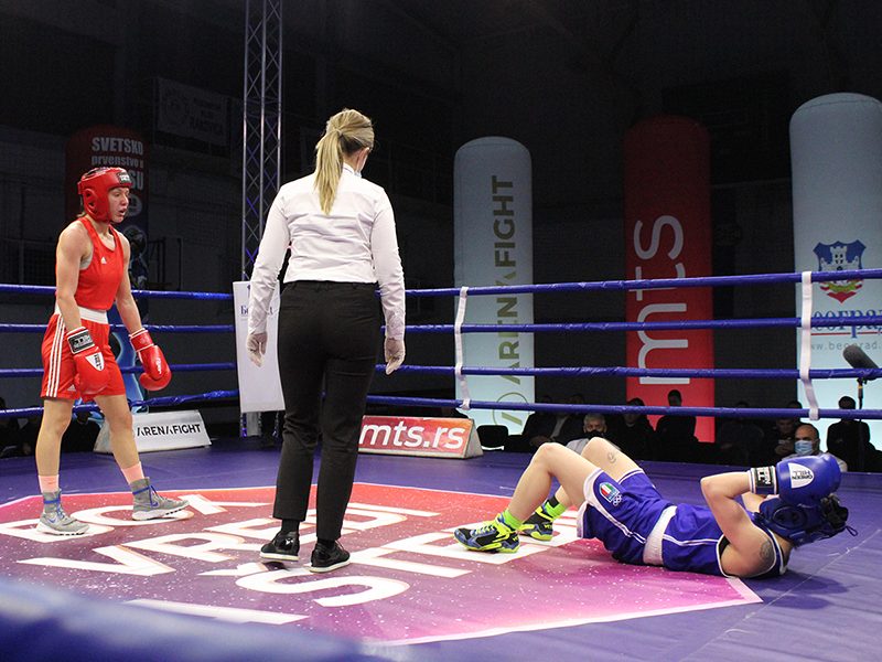 LEPOTICE KOJIMA SE NE TREBA ZAMERITI Sombor epicentar ženskog boksa