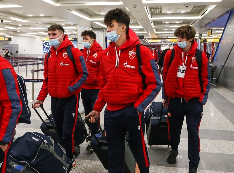 ZVEZDA KRENULA U ANTALIJU Stanković u Tursku poveo 29 igrača