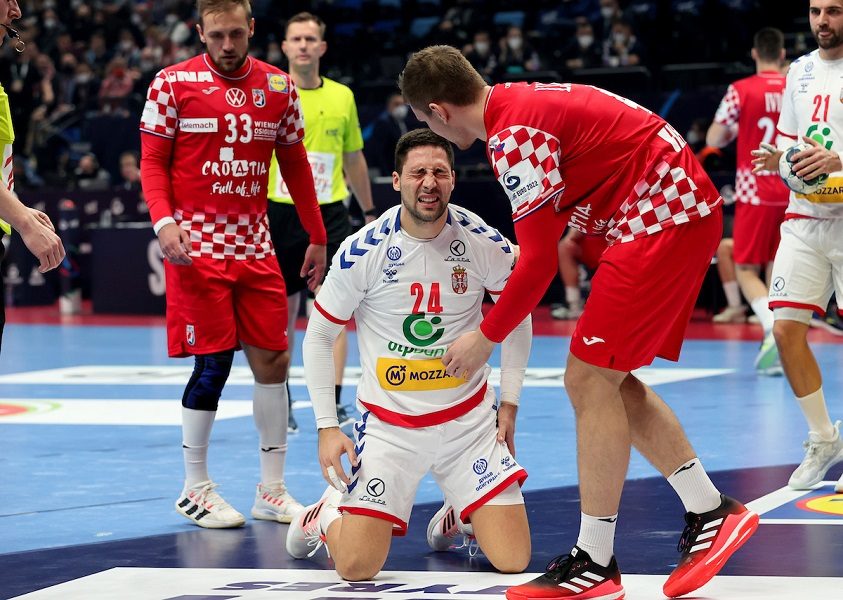 Srbija gubi na poluvremenu u segedinskom paklu