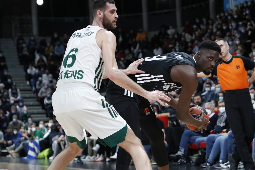 PRED LET U ATINU Zvezdu čeka lakši posao, nije samo Jović „aut“, još dva važna igrača PAO-a povređena