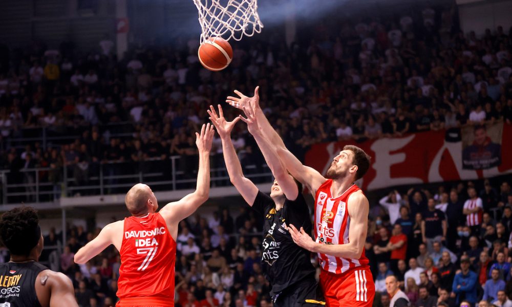 CRVENA ZVEZDA – PARTIZAN Pet razlika za 17 poena razlike