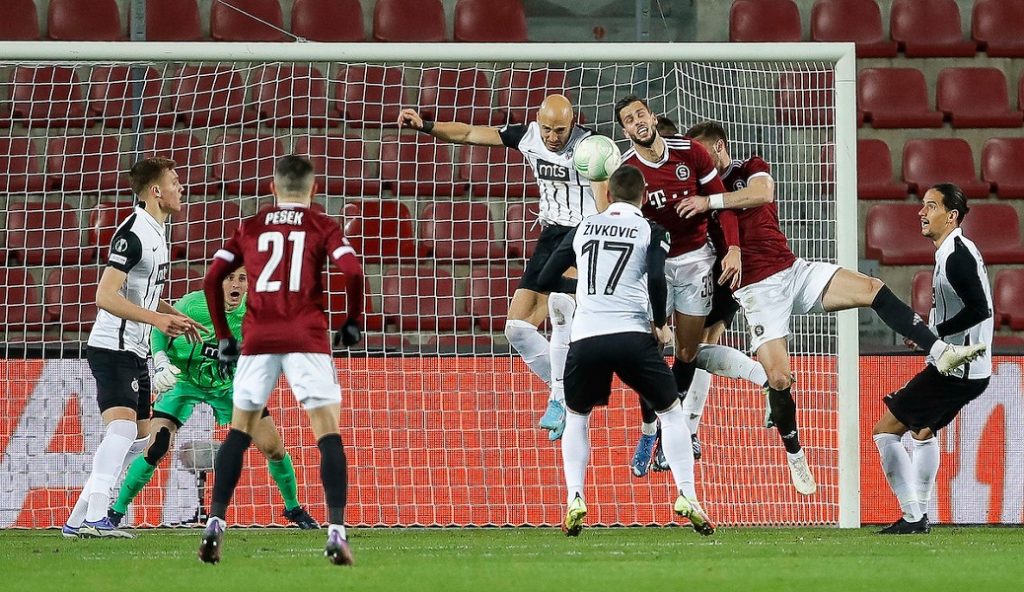 SAMO PARTIZAN Crno-beli posle pobede u Pragu „prozvali“ Zvezdu