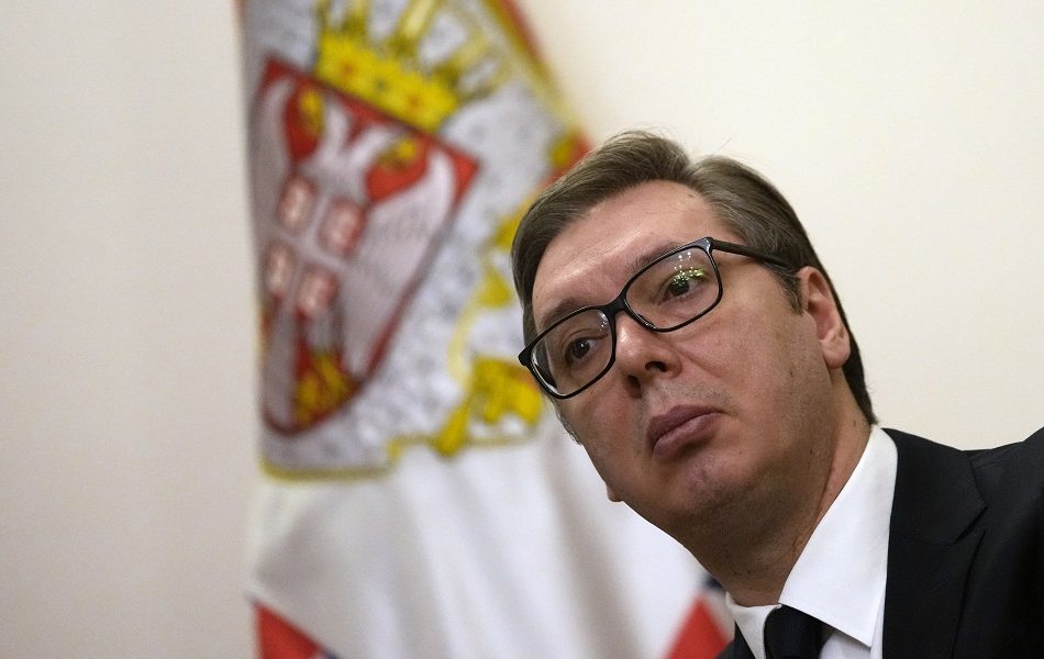 PREDSEDNIK VUČIĆ: Sram vas bilo, dugujete državi 15 miliona evra, a za sve vam je kriva… Dosta je bilo!