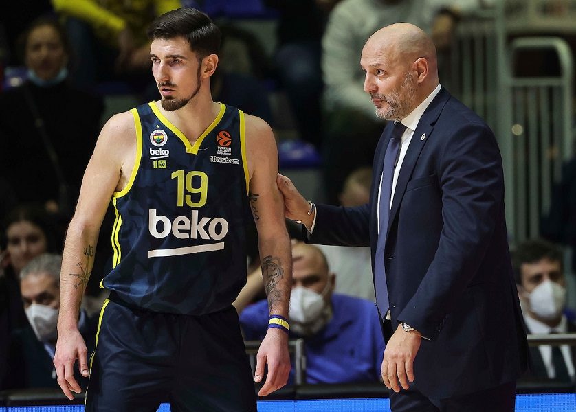 KOŠARKAŠKA LEKCIJA Đorđević demolirao šampiona Evrope, sjajna partija srpskog reprezentativca