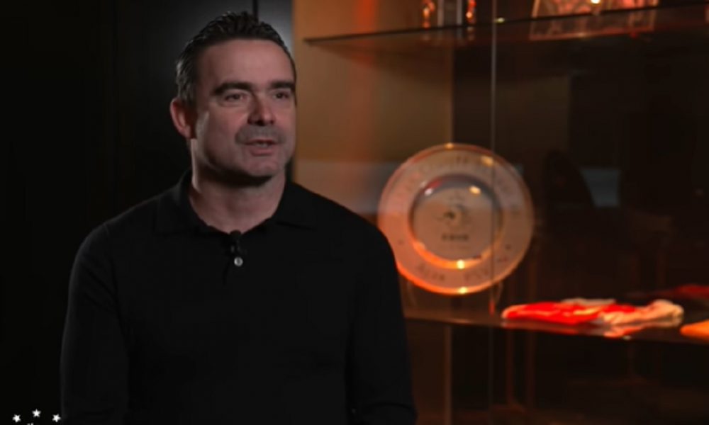 MANIJAK Ajaks najurio klupsku legendu, jer je koleginicama slao fotografije polnog organa!