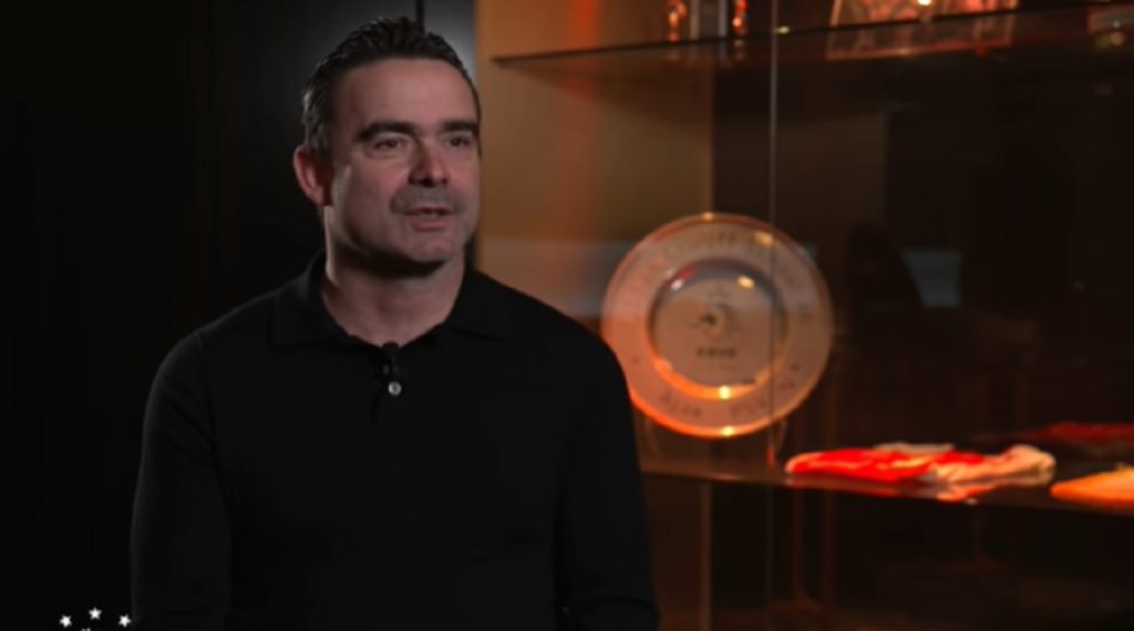 MANIJAK Ajaks najurio klupsku legendu, jer je koleginicama slao fotografije polnog organa!