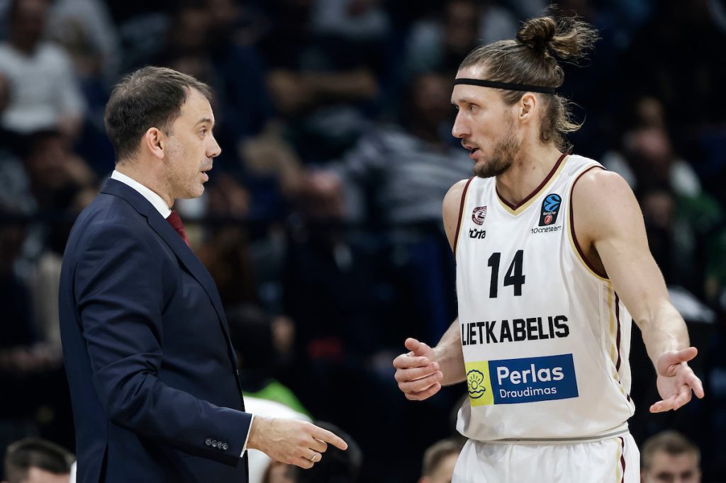 OBRADOVIĆ LJUT: Nismo ništa uradili! ČANAK: Dete sam Partizana, ali ovo je najbolji tim na svetu!