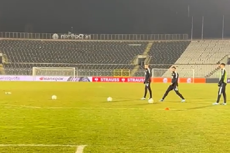 OPUŠTANJE PRED UTAKMICU Fudbaleri Fejenorda posetili Kalemegdan (FOTO)