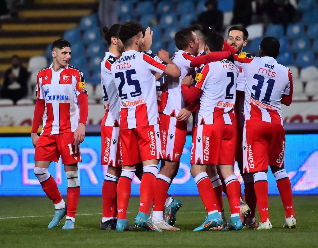 BAŠ SE PROMENIO Fudbaler Crvene zvezde sa novom frizurom debitovao protiv Vojvodine (FOTO)