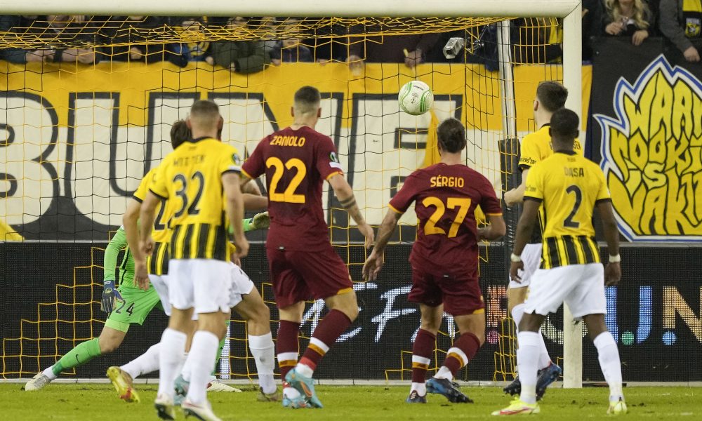 LIGA KONFERENCIJE Roma slavila u Holandiji, PAOK pobedio za srpske klubove