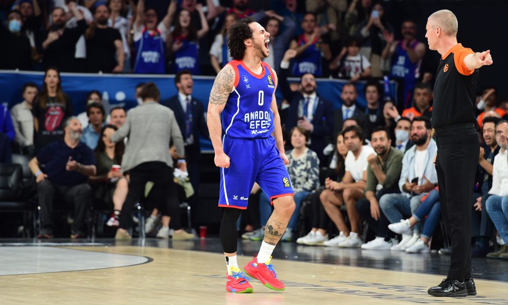 Hrabra Olimpija poklekla u Istanbulu! Efes stigao na korak od fajnal fora