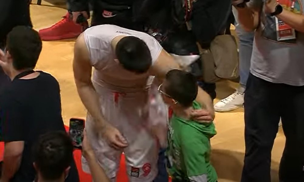 ČISTA EMOCIJA Gest Mitrovića nikoga nije ostavio ravnodušnim! (VIDEO)