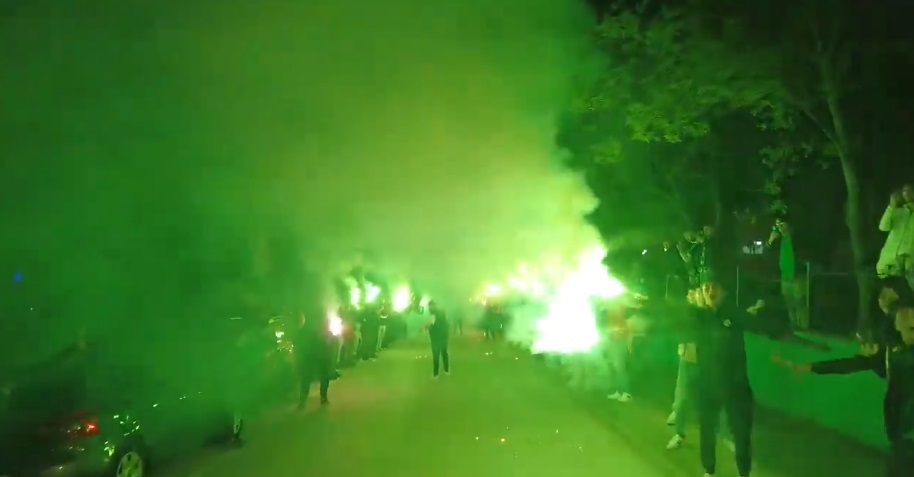 SPEKTAKULARNO Košarkaši Burse dočekani u Turskoj kao da su osvojili Evroligu! (VIDEO)