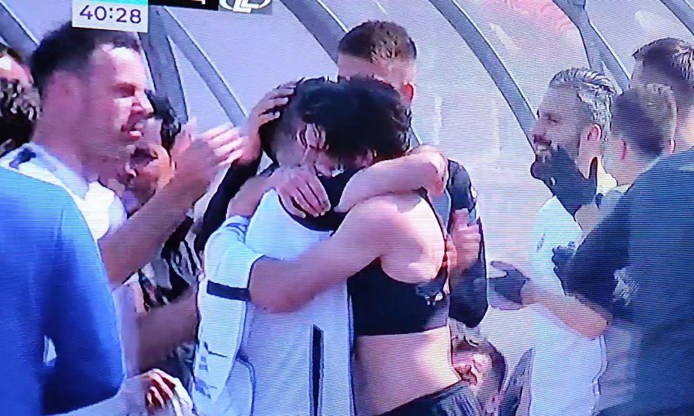 I TO SE DOGODILO „Grobari“ vređali očajnog Jojića, Stanojević ga zamenio u 39. minutu! (VIDEO)