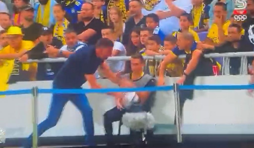 IZGUBIO KONTROLU Krstajić vikao na sakupljača lopti, a onda napravio šmekerski potez (VIDEO)