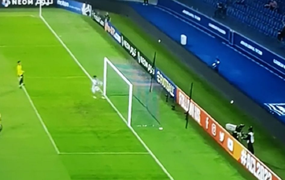 GOLMANE, VRUĆA? Pogledajte kako je Kinez sam sebi dao gol u meču Lige šampiona Azije (VIDEO)