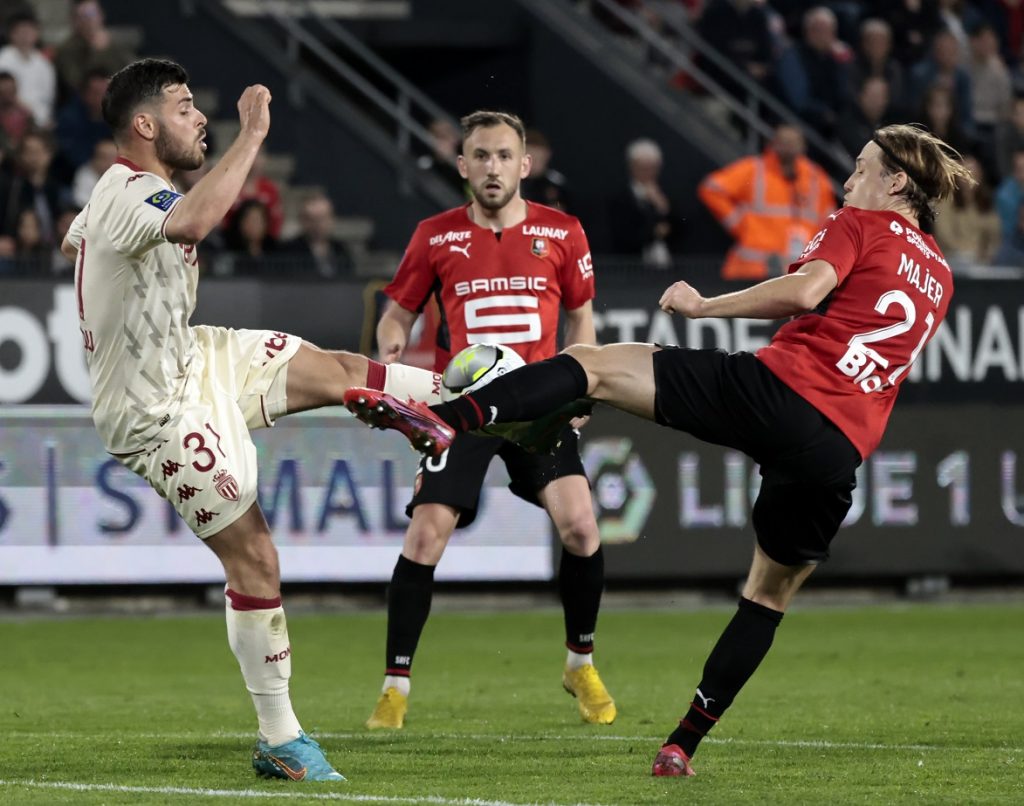 „GORI“ U HRVATSKOJ Real i PSŽ ušli u novu bitku, nije Čuameni već novi Modrić! (VIDEO)