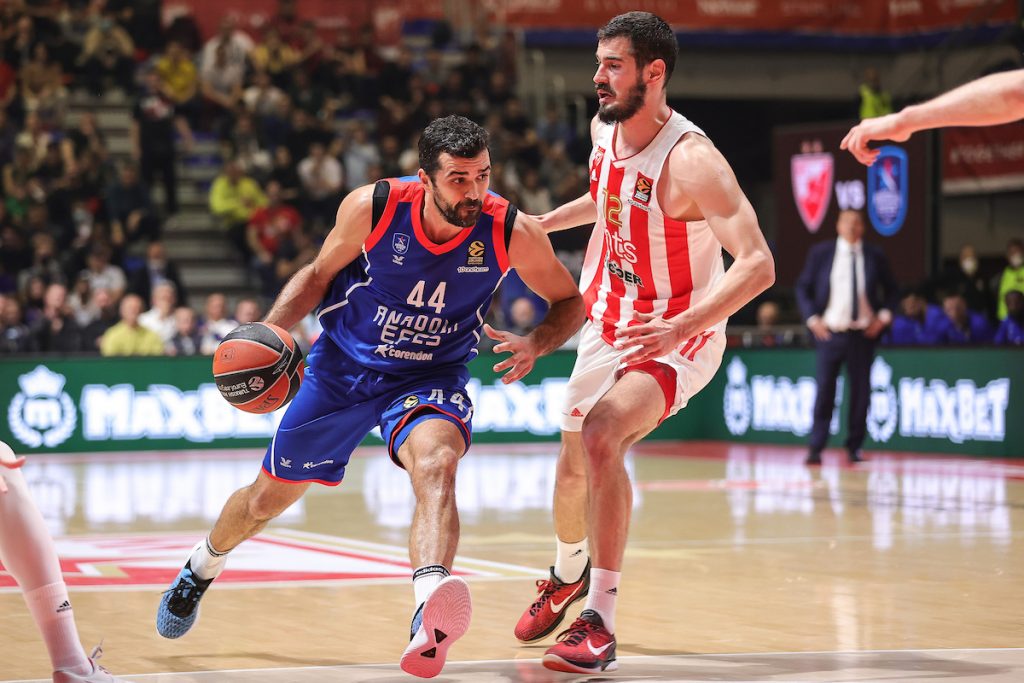 Zvezda pobedom protiv aktuelnog šampiona završila sezonu u Evroligi!