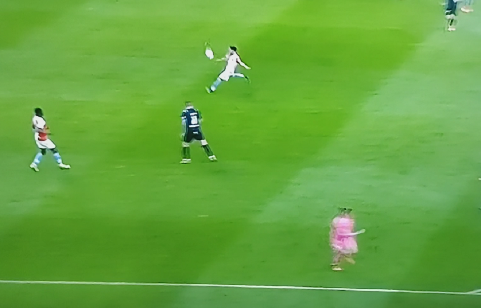 PRVI U SEZONI, ALI KAKAV! Golčina nekadašnjeg Zvezdinog „atom mrava“ (VIDEO)