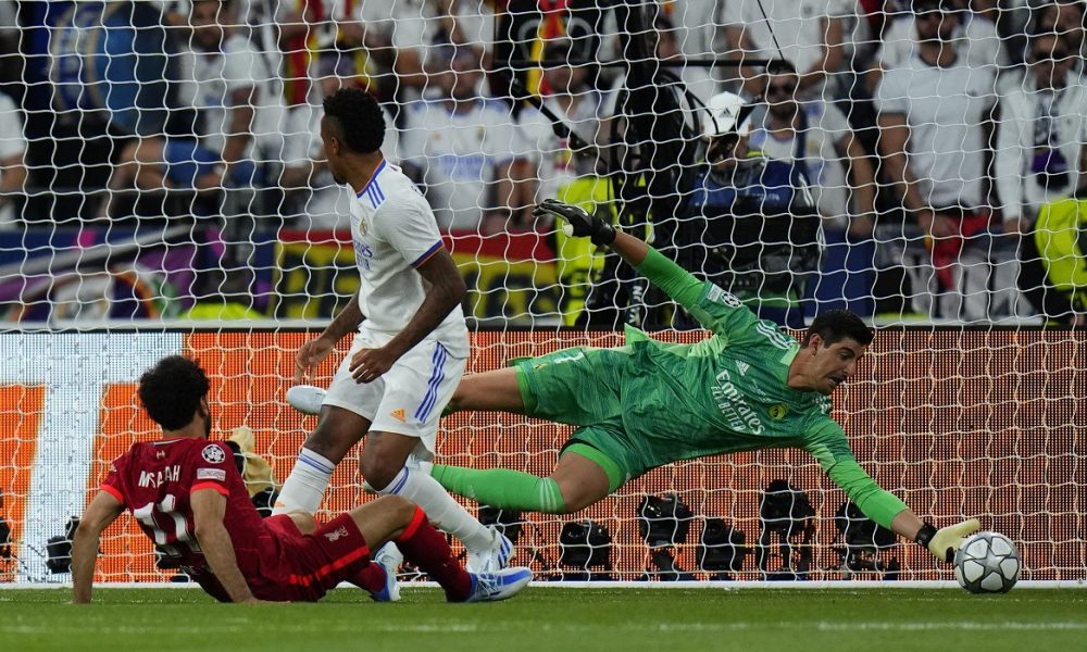 POLUVREME Preti samo Liverpul, Kurtoa spasilac Reala, Benzemi poništen gol! (VIDEO)