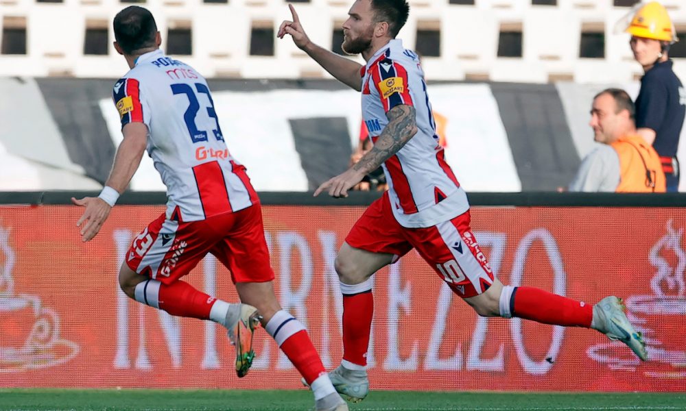 STANOJEVIĆ OSETIO „KRV“ I POGREŠIO Jevtović se povredio, ušao još jedan napadač, ali je Zvezda povela (VIDEO)