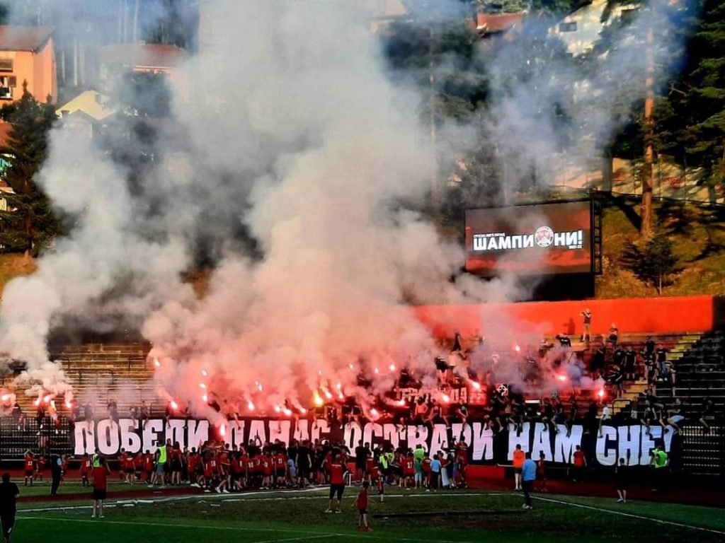 UŽICE U TRANSU Sloboda se vratila u Prvu ligu, „gorelo“ na stadionu i na ulicama (FOTO+VIDEO)