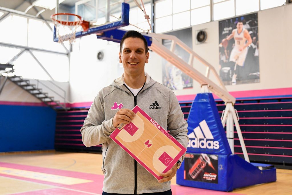 Barać nasledio Jovanovića na klupi Mege!