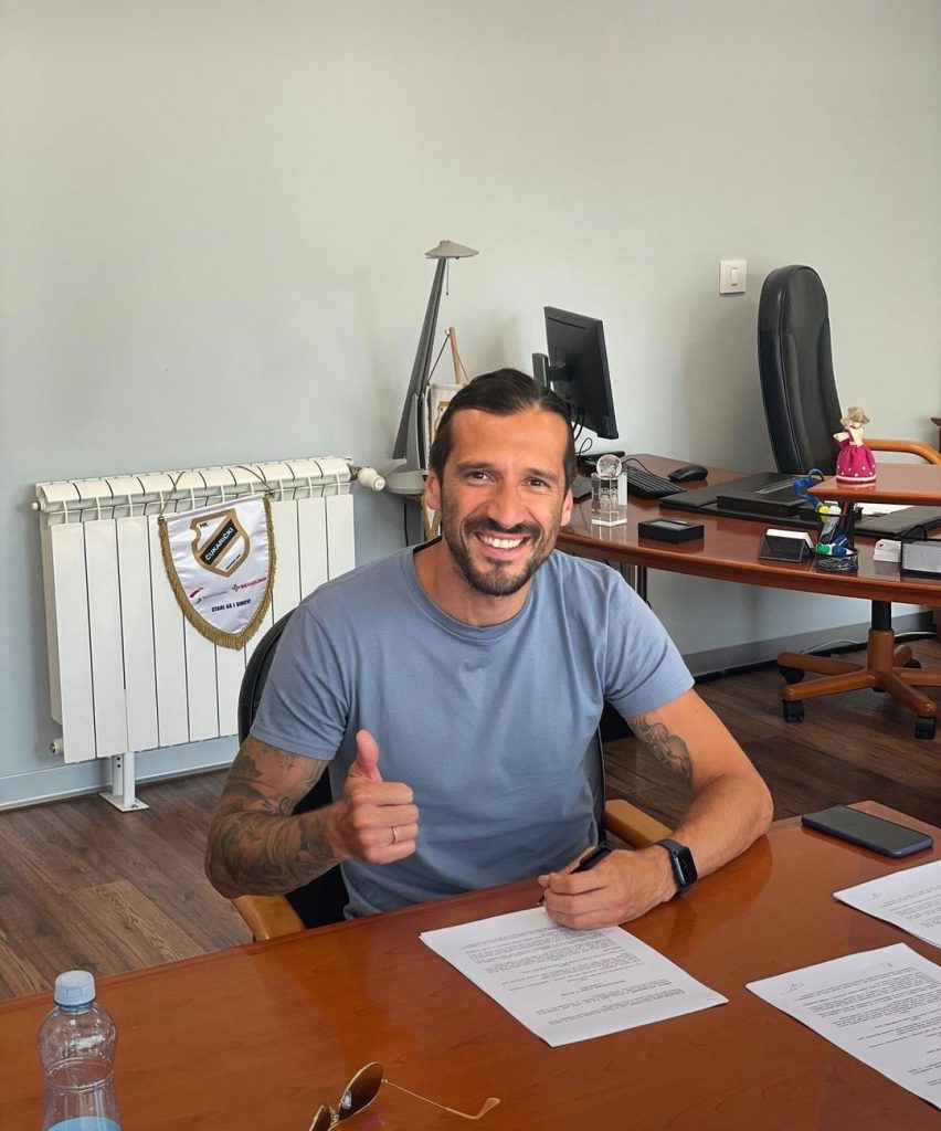 POTVRĐENO PISANJE MAXBET SPORTA Iskusni štoper potpisao za Čuku