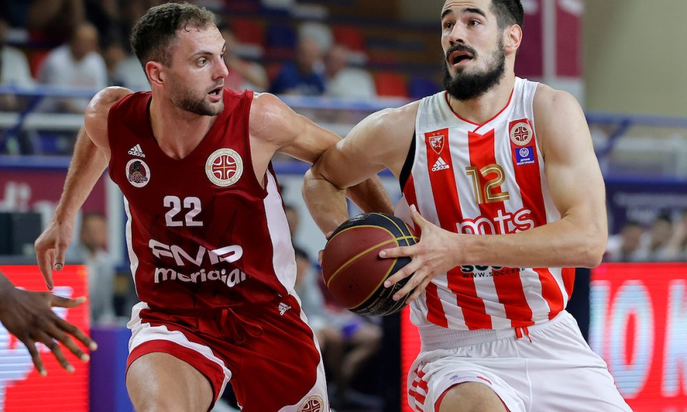 TITULA OSTAJE NA MALOM KALEMEGDANU Crvena zvezda savladala „pantere“ i podigla novi trofej šampiona Srbije!