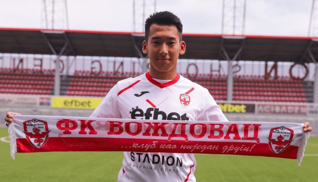 SRPSKI DOVEO DO SAVRŠENSTVA Japanac stigao u Voždovac! Pogledajte kako se predstavio navijačima „zmajeva“! (VIDEO)