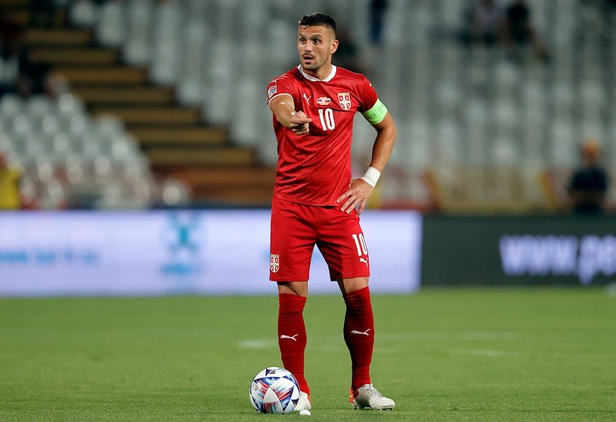 Norveški novinar pitao Tadića zašto neće da nosi traku duginih boja! Dobio je odgovor, ali ne od kapitena Srbije (VIDEO)