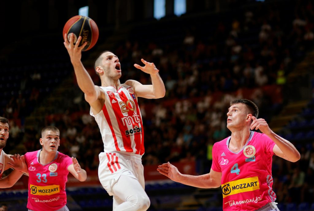 ŠUTERSKA RAPSODIJA Zvezda trojkama postigla više poena nego Mega ukupno!