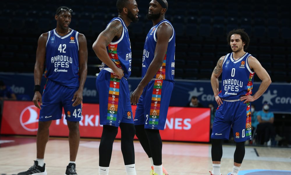 RASTANAK SA EFESOM Amerikanac slobodan pri izboru nove sredine!