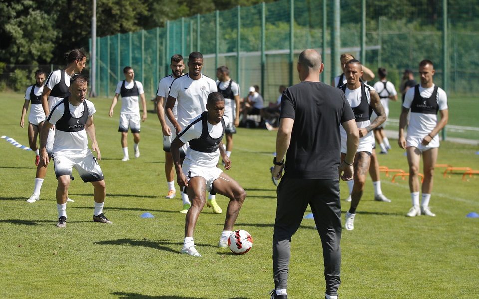 Partizan doveo nekadašnjeg napadača Lestera i to kao slobodnog igrača (VIDEO)