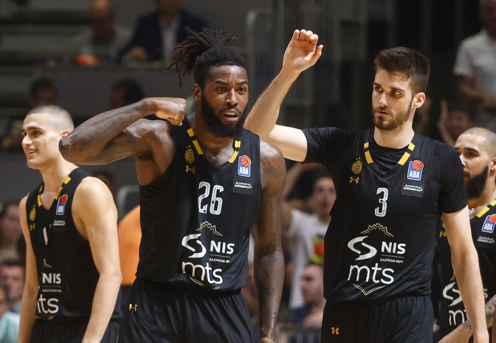 FRANCUZI PIŠU Partizan završio veliki posao… Navijači crno-belih biće zadovoljni