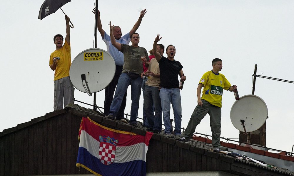 HAOS U KOMŠILUKU Igrali protiv Zvezde za Evropu, sad istupili iz druge lige
