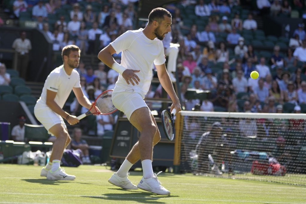 Hrvat igrao četiri sata sa slomljenom rukom, olimpijski šampioni pali u finalu Vimbldona