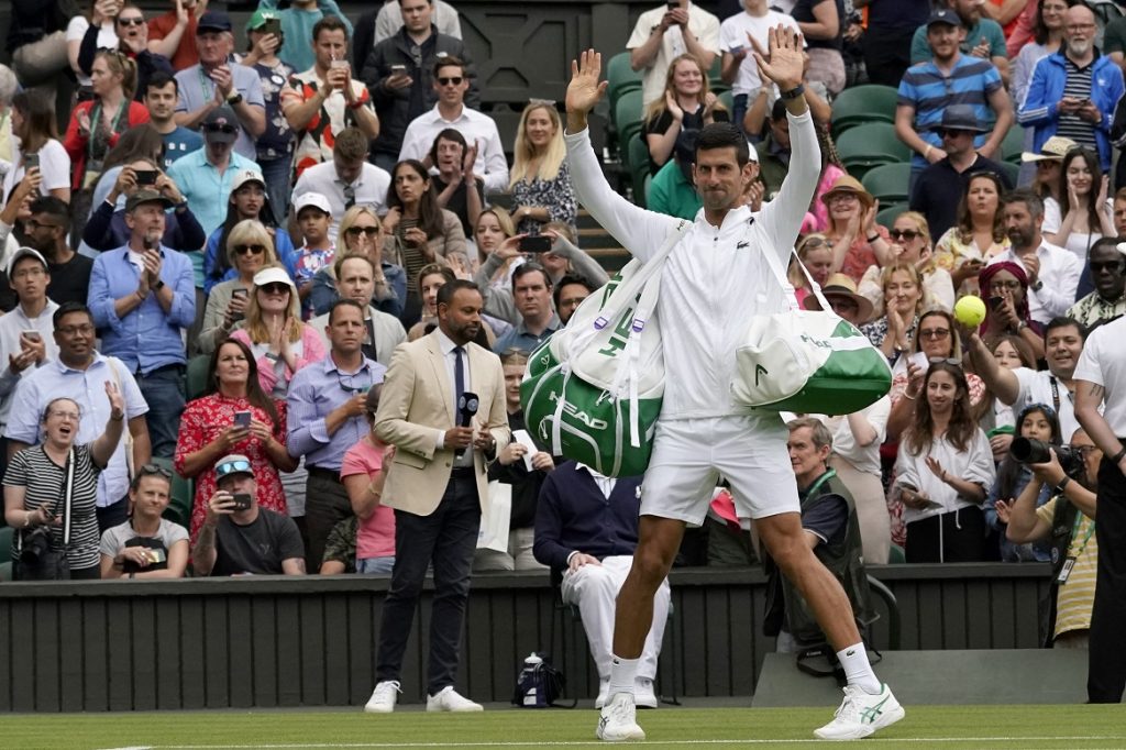 ĐOKOVIĆ: Ne razmišljam o virusu, ali svi moramo da budemo oprezni