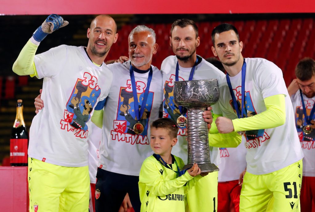 ČEKA SE POTPIS Golman Crvene zvezde seli se na Kipar, braniće za rivala Partizana u Ligi Evrope