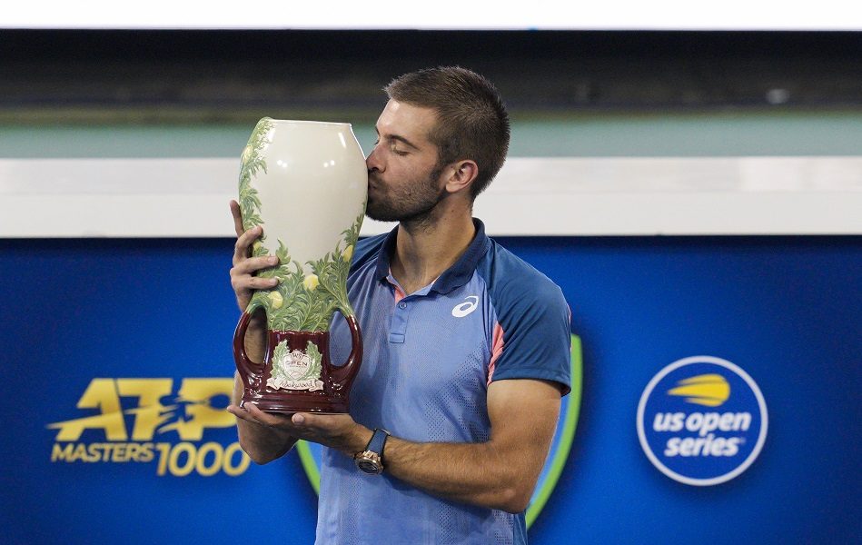 Ćorić pobedio Cicipasa u finalu Sinsinatija i stigao do najvećeg uspeha u karijeri