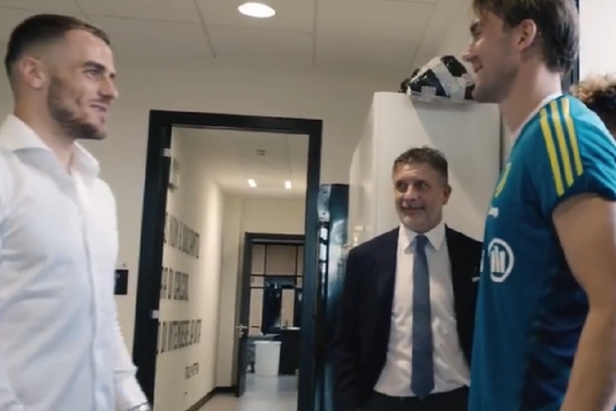 VLAHOVIĆ MU JE PRVI POŽELEO DOBRODOŠLICU Evo koji se stranac obratio Kostiću rečima „Dobro jutro, brate“ (VIDEO)